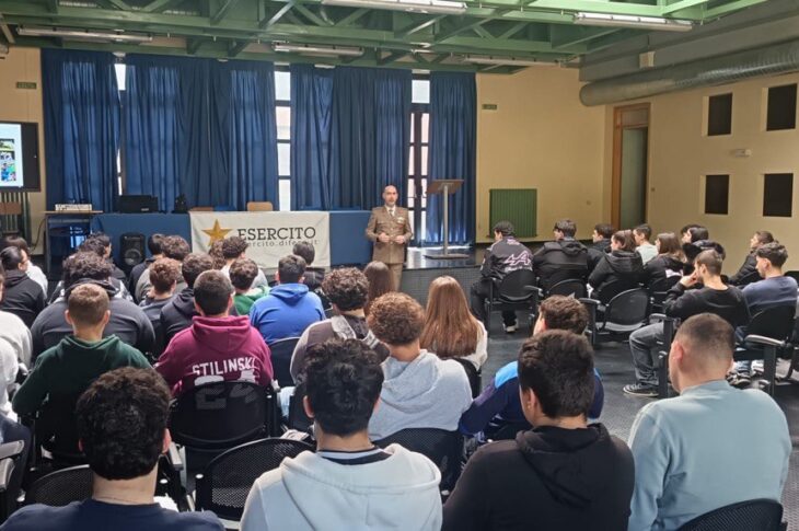 Incontro con rappresentanti dell'Esercito Italiano